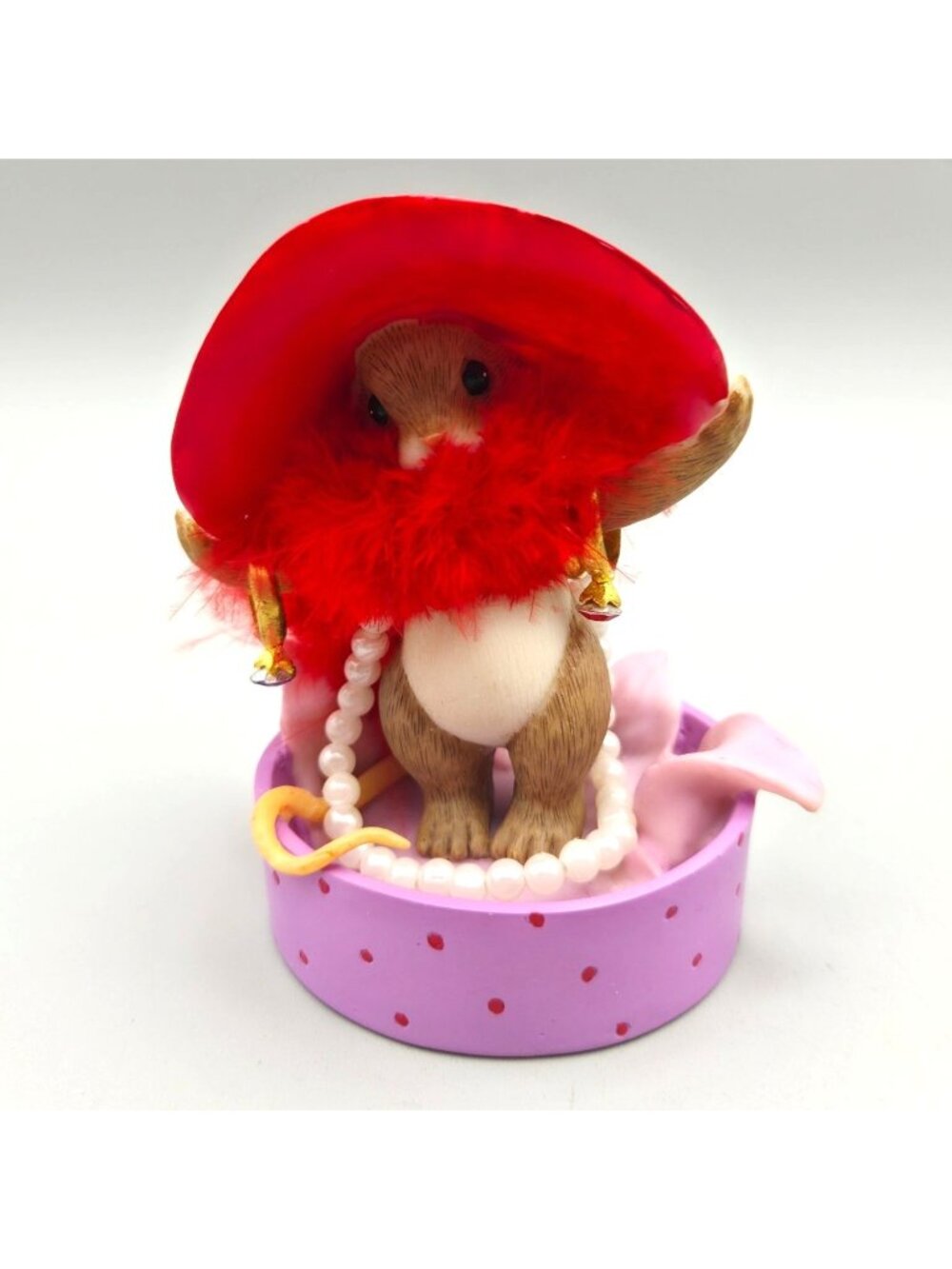 Charming Tails Figurine All Girls Love Diamonds And Pearls Red Hat Mouse READ